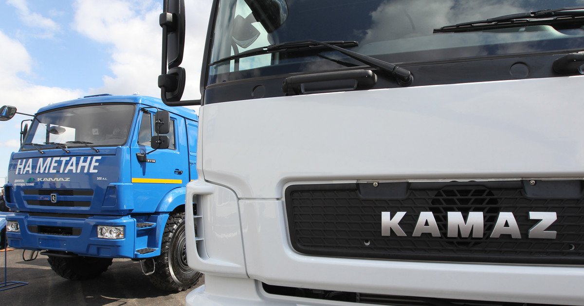 Продажи грузовиков КамАЗ выросли на 20 процентов.