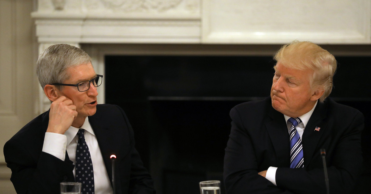 Дональд Трамп поблагодарил главу Apple за $350 млрд.