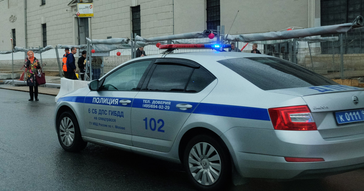В Москве неизвестный обстрелял из пневматики пассажирский автобус.