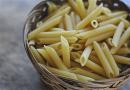 Pasta: Nutzen und Schaden für den Körper Womit Erdnussbutter für maximalen Nutzen kombiniert werden kann